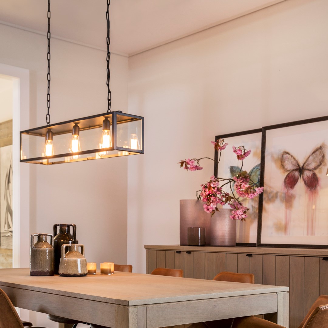 Moderne hanglamp Manoir 100 met zwarte metalen frame met helder glas voor industrieel en modern intrieur