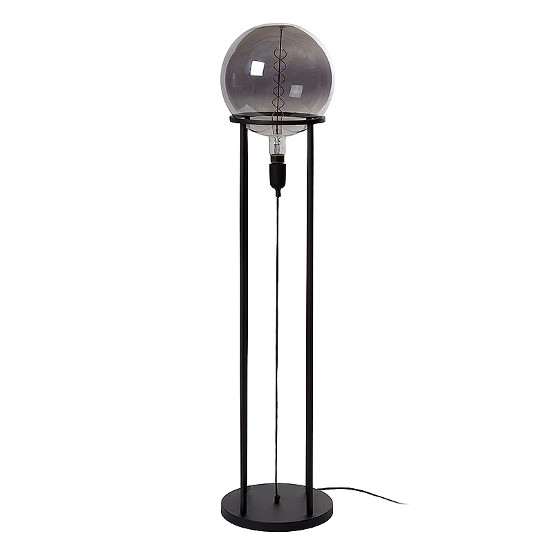 Atmooz vloerlamp Nabori uitzwart metaal en gloeidraad voor een industrieel en modern interieur